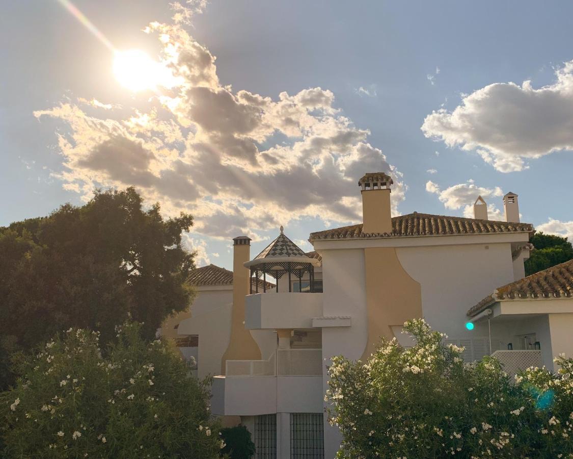 Luxury Apartm Brand Newswimming Poolgolf Appartement